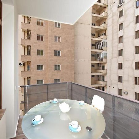 74/3New Building In The Center Of The Capital Apartment Yerevan Ngoại thất bức ảnh